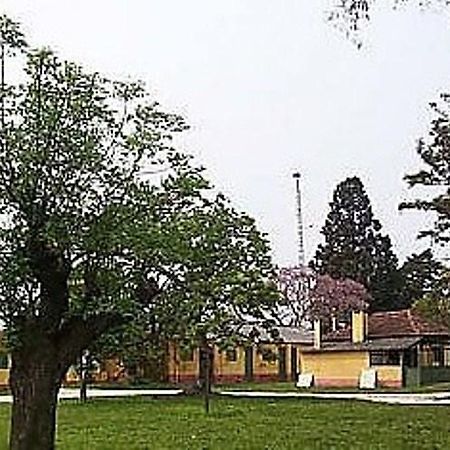 Pousada Chacara Das Roseiras Bagé Exterior foto