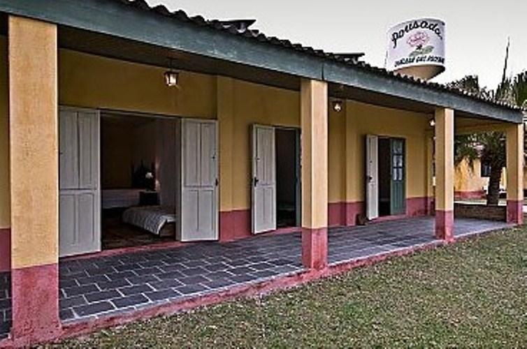 Pousada Chacara Das Roseiras Bagé Exterior foto